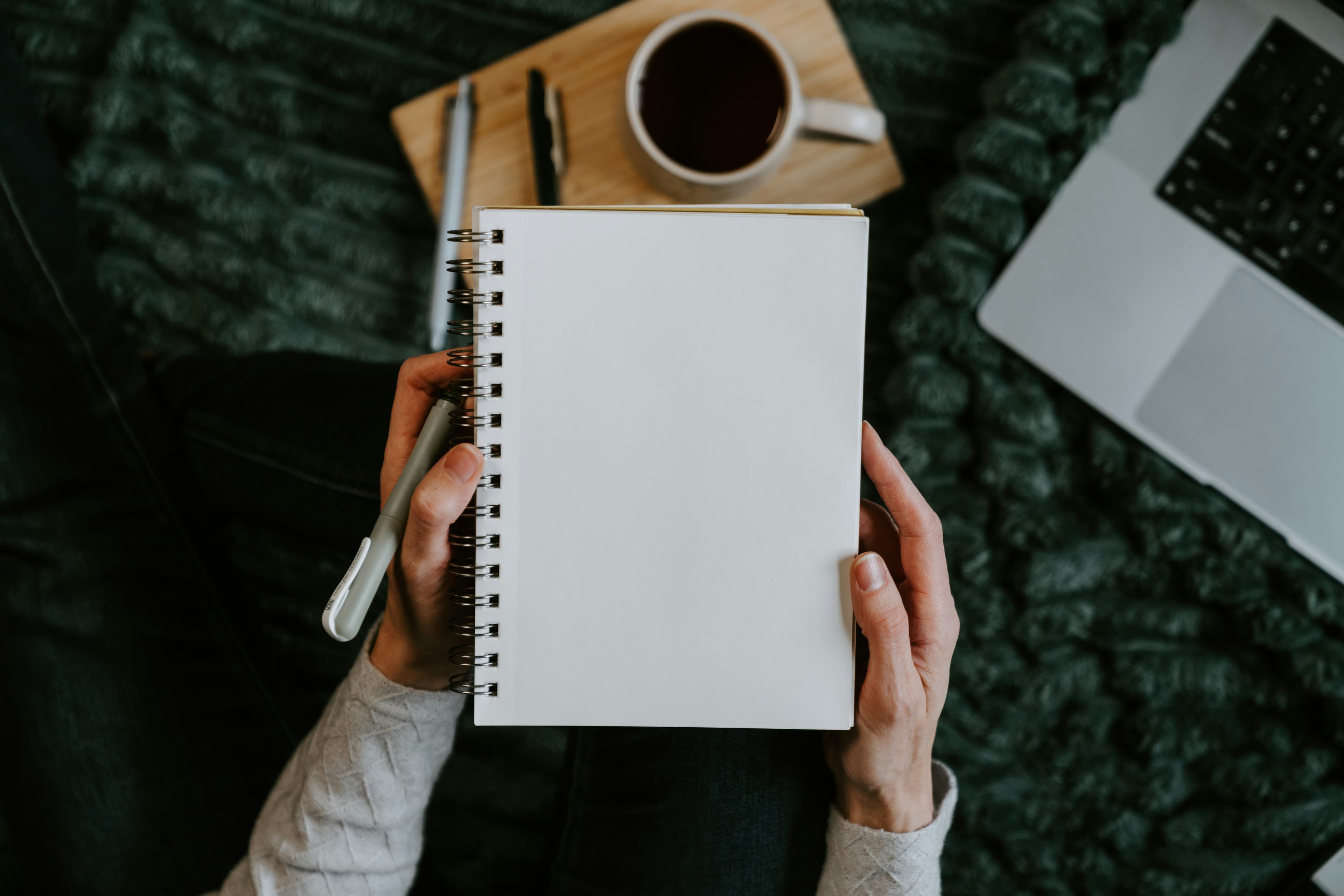 Resume Summary Examples for Students, Career Changers, and Experienced Professionals